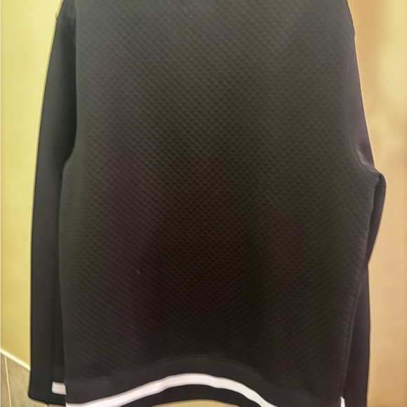 DKNY Sweater - Picture 3 of 8